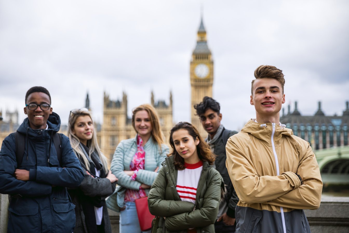 College Students on travel to London